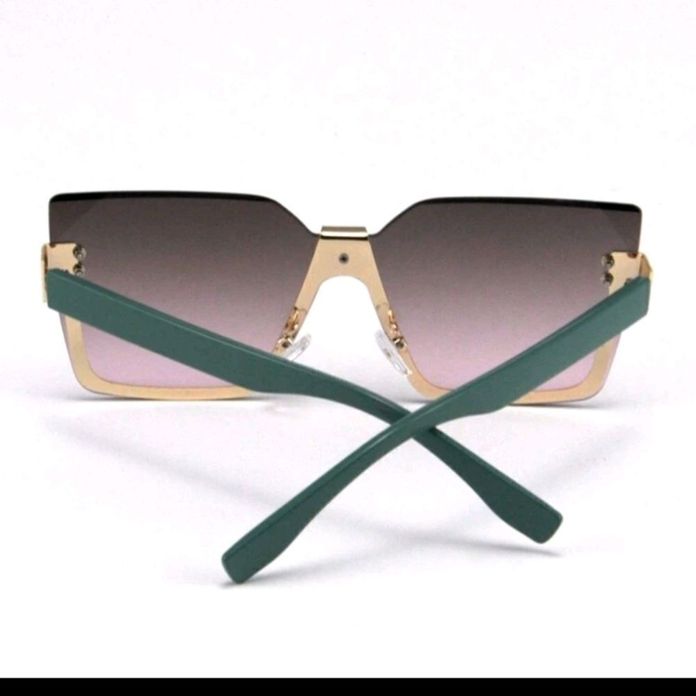 Fashionable Rimless Metal Frame Glasses - Picture 3 of 4
